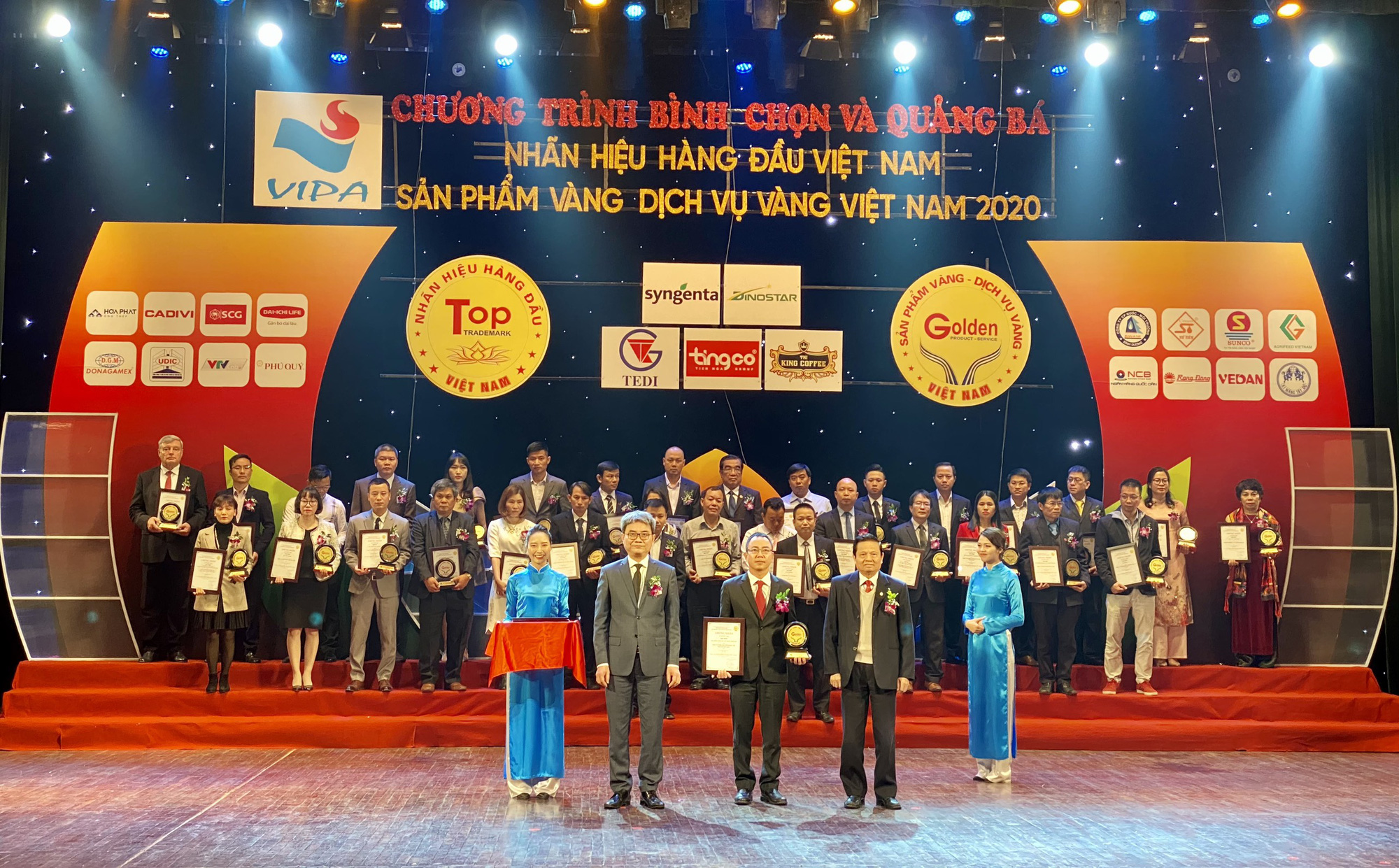 Dai-ichi Life Việt Nam vào 'Top 10 sản phẩm vàng - Dịch vụ vàng Việt Nam 2020'